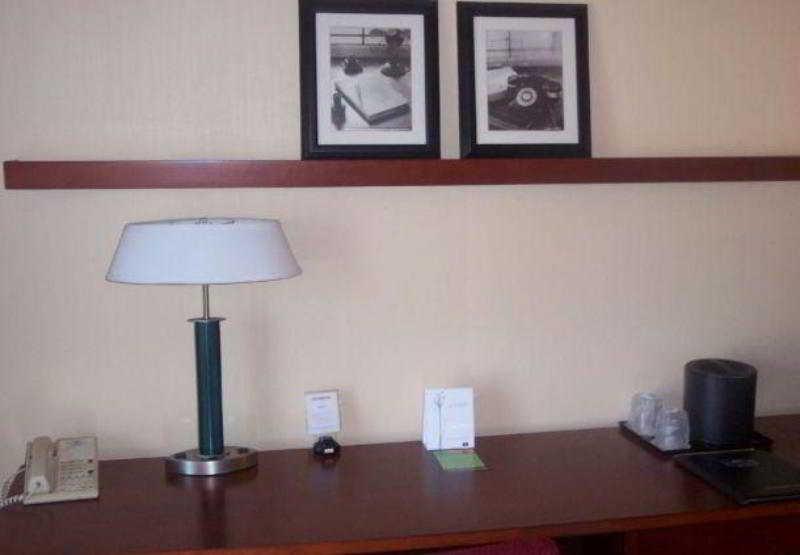 Courtyard By Marriott Minneapolis-St. Paul Airport Mendota Heights Quarto foto